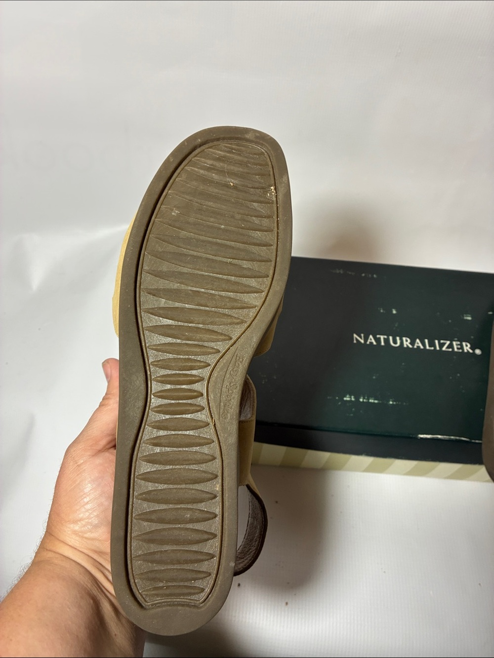 Easy Spirit Tan Suede Slingback Sandals - Picture 9 of 11